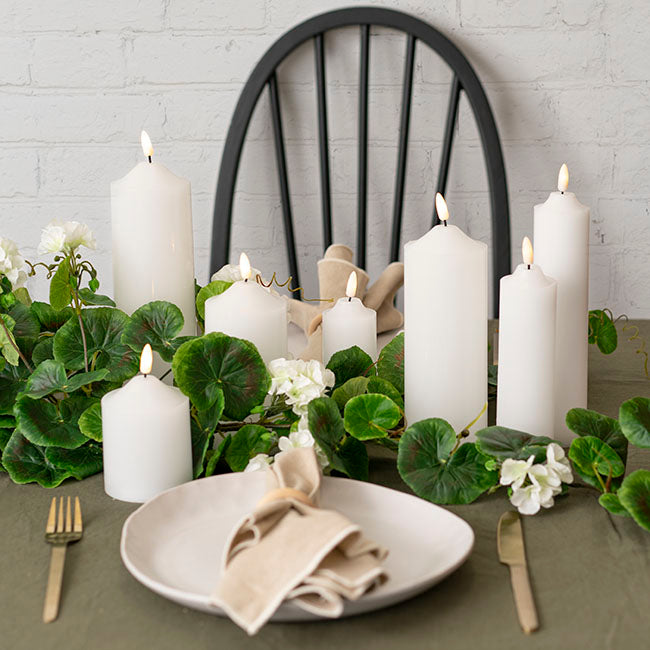 Wax LED Trueflame Flickering Pillar Candle White (5DX12cmH)